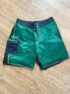 Vintage Quiksilver Board Shorts Sz 32 Green Black Surf Swim Y2K